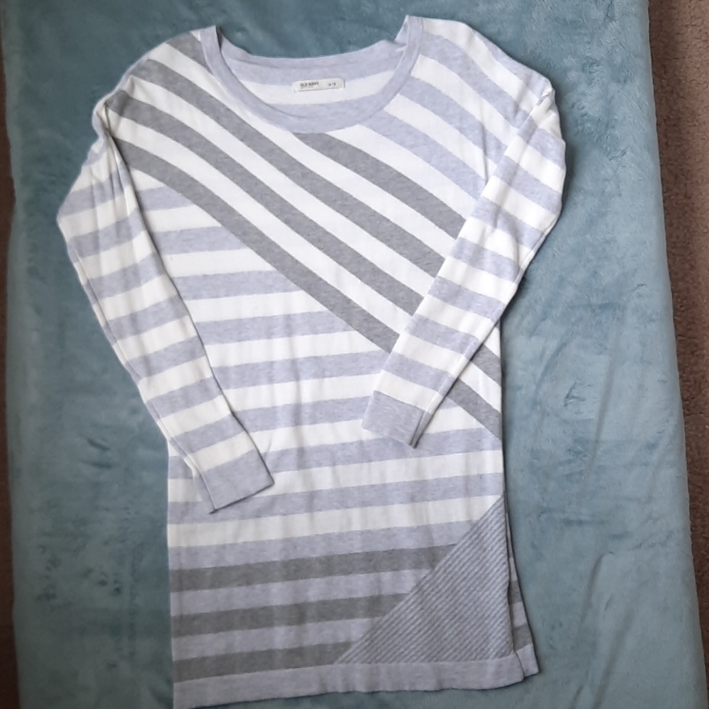 Old Navy knit top